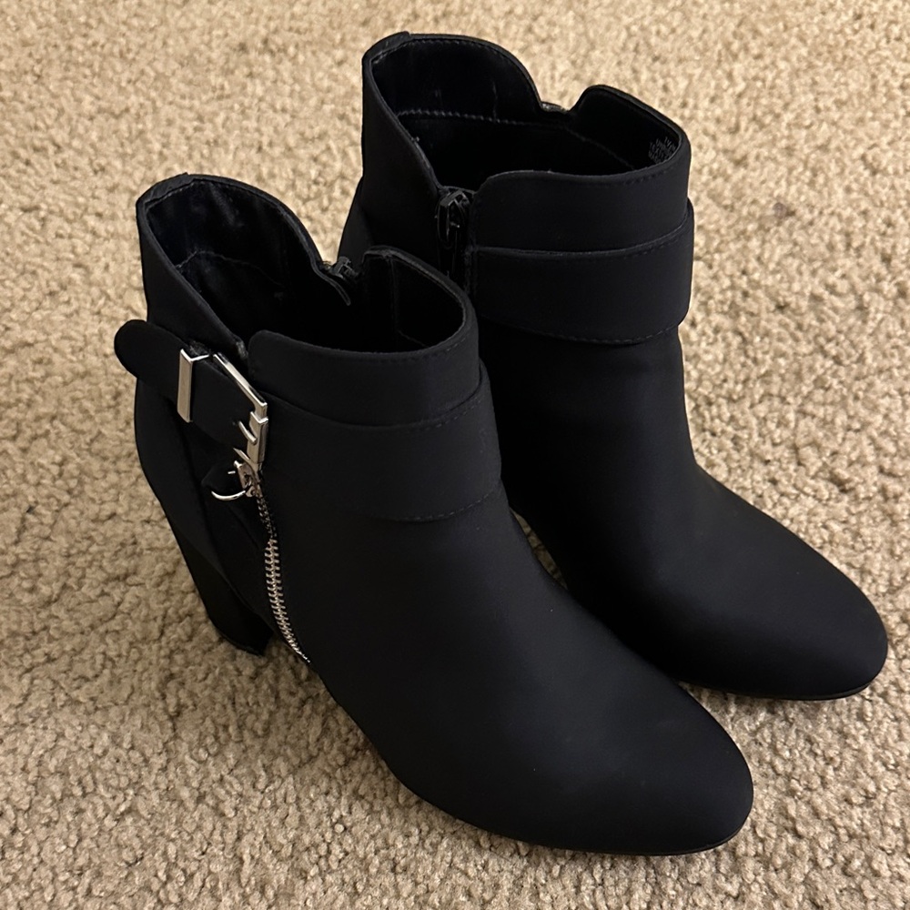 Unisa Black Ankle Booties with Side Buckle